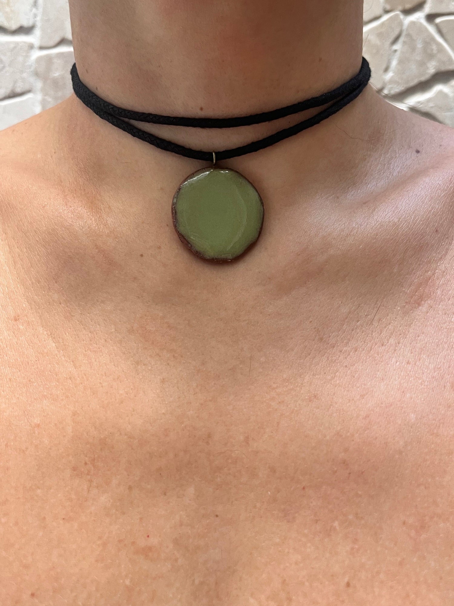 chocker necklace
